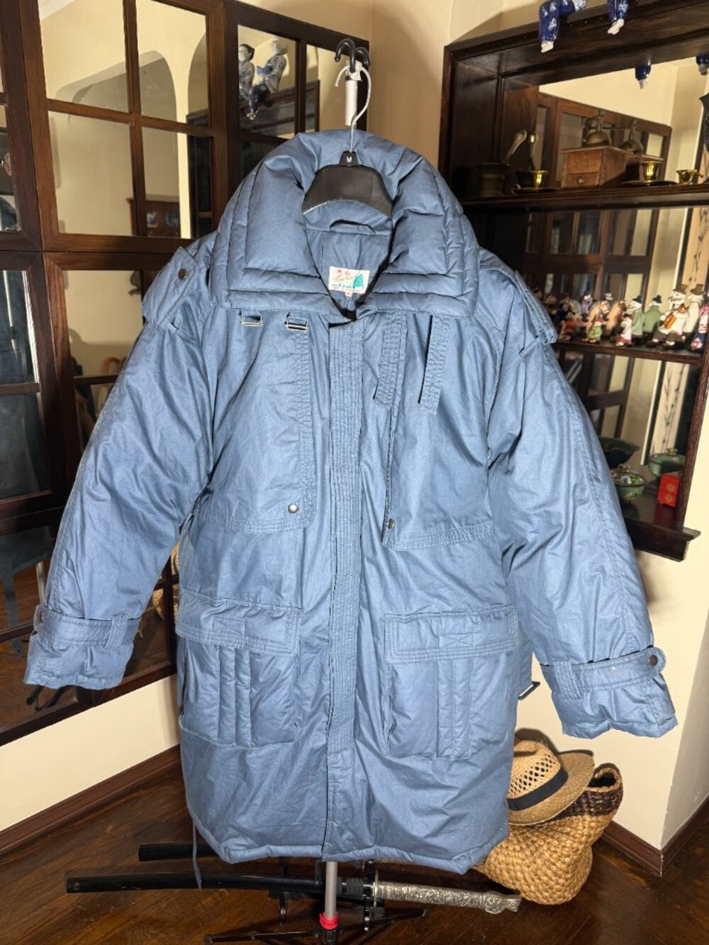Men's Blue White Goose Down Extreme Warm Winter Coat/Jacket Pockets Belt Size XL